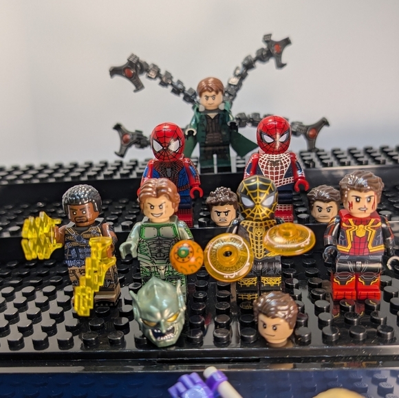 8 Minifigures- Spiderman No Way Home Heroes and Villains Green Goblin Electro - Picture 6 of 12